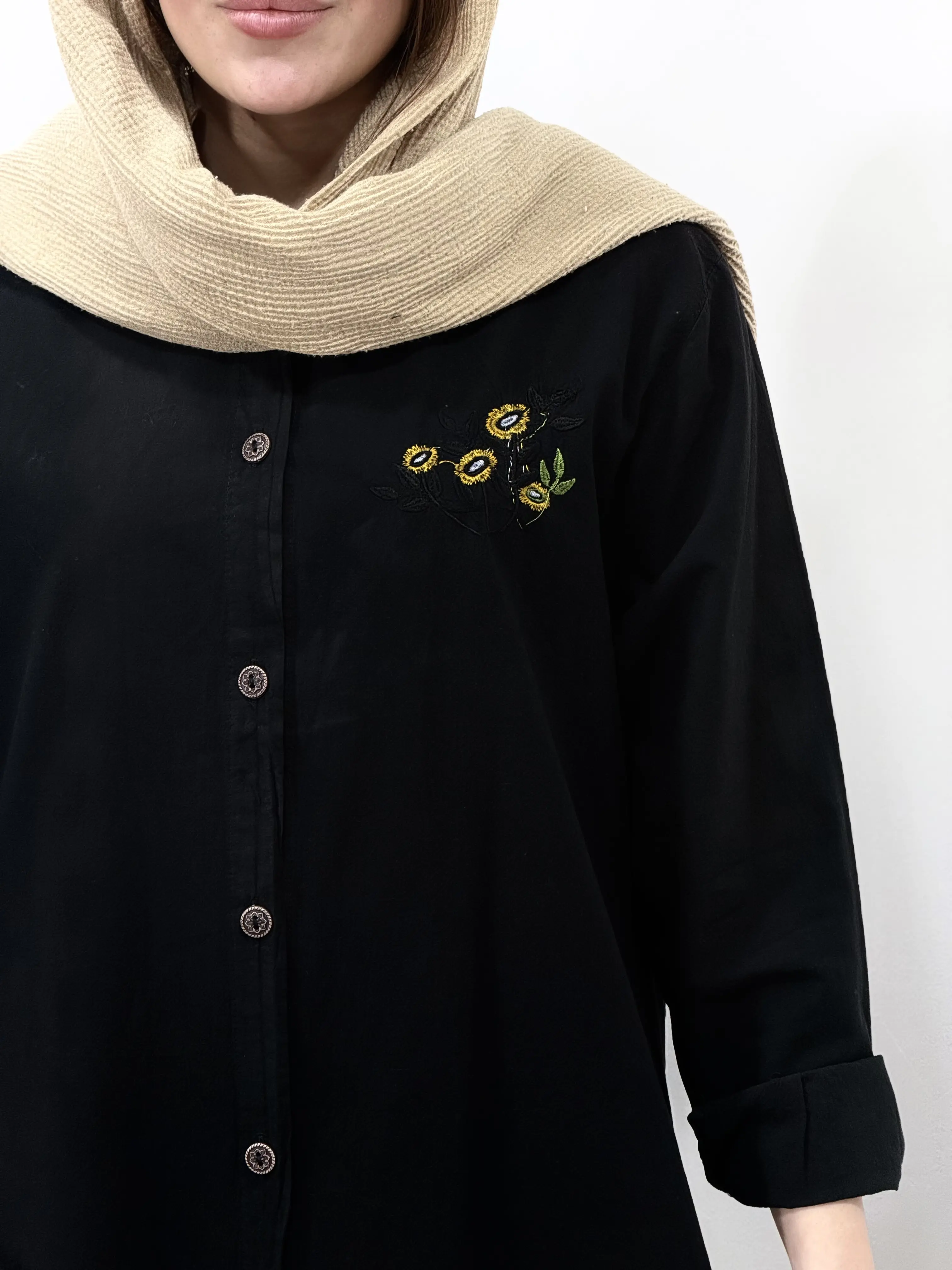 مانتو لینن گلدوزی تن آرا(ایراد دار)